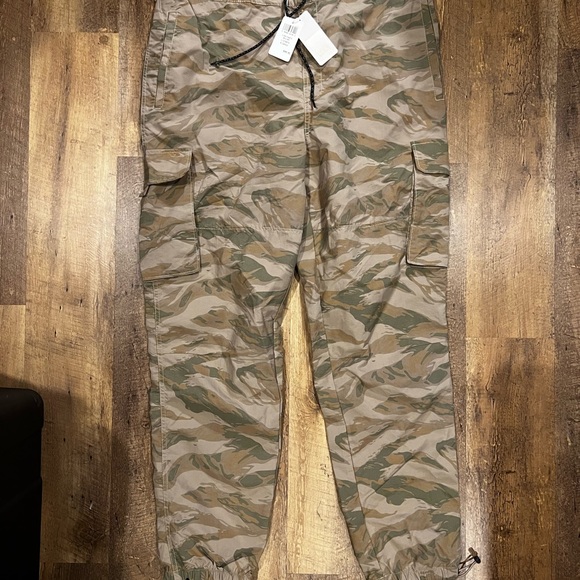 Foot Locker woven joggers LCKR Cargo Pants  NEW size XL - Picture 3 of 7